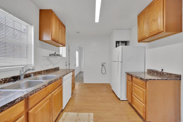 Detail Gallery Image 35 of 60 For 9015 9017 Campo Rd, Spring Valley,  CA 91977 - 6 Beds | 4 Baths