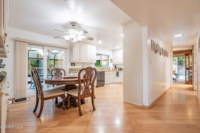 76 Robbins Court, Simi Valley CA: https://media.crmls.org/mediaz/78fa7fd5-74df-487d-8c3b-2b6e4058fa05.jpg