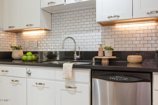 Detail Gallery Image 8 of 16 For 130 S S Mentor Ave #205,  Pasadena,  CA 91106 - 2 Beds | 2 Baths