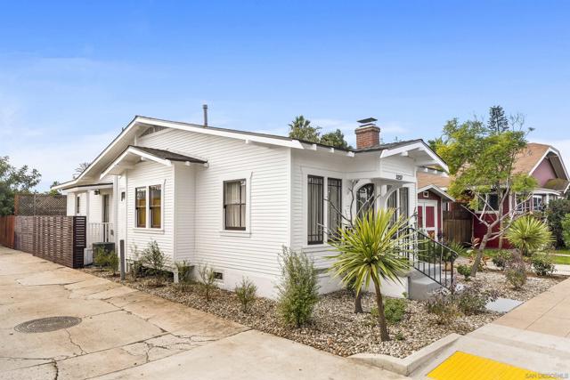 3257 Dwight St, San Diego CA: https://media.crmls.org/mediaz/78fc0b1b-cafe-490d-a678-67b0fa3dfc69.jpg