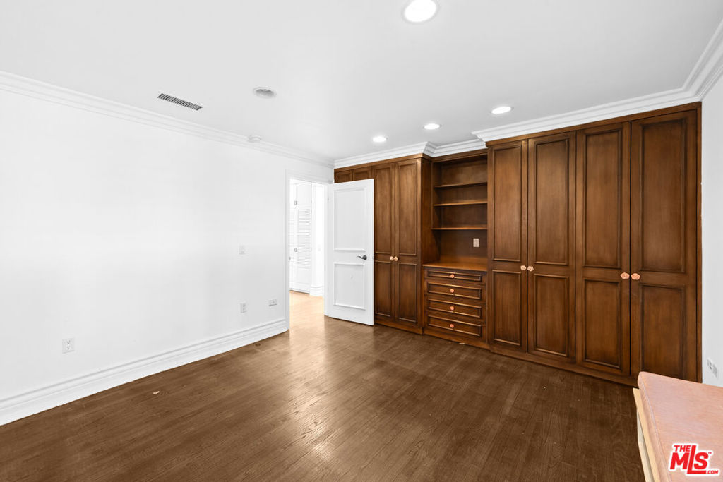 MLS #26854215 image #30