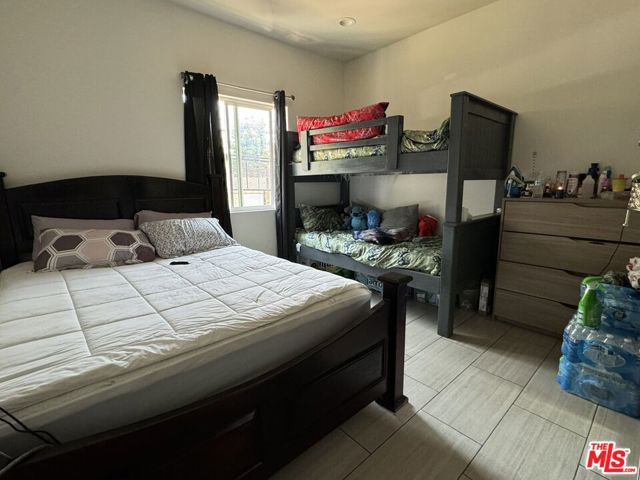 8910 Noble Avenue, North Hills CA: https://media.crmls.org/mediaz/78fc2c37-b31c-43ac-a104-7d7f6ad96281.jpg