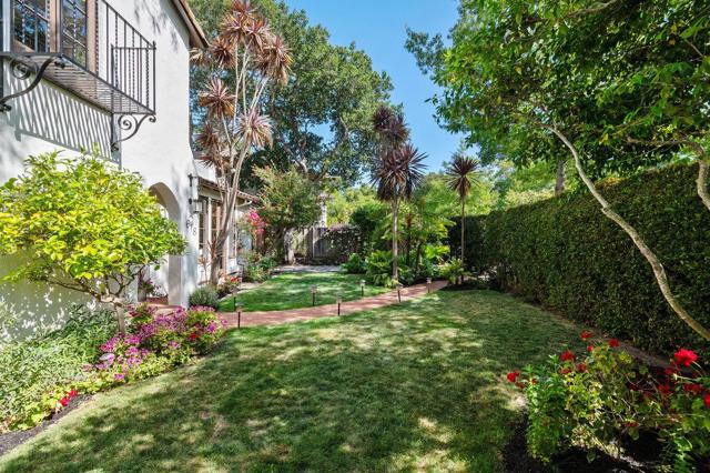 618 Occidental Avenue, San Mateo CA: https://media.crmls.org/mediaz/78fd42f3-f1f3-4190-a07e-2827226b07c3.jpg