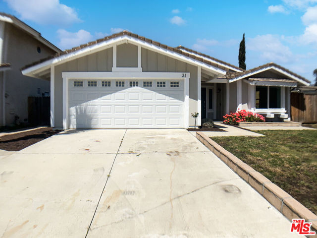 21 Calle Coturno, Rancho Santa Margarita CA: https://media.crmls.org/mediaz/78fe1f23-243a-44b4-a0a6-9a4ff36fa1aa.jpg