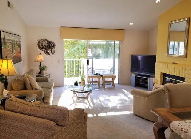 319 Vista Royale Drive, Palm Desert CA: https://media.crmls.org/mediaz/7900a217-2166-4985-8dad-775c894458ed.jpg