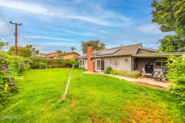 2719 Licia Place, Simi Valley CA: https://media.crmls.org/mediaz/7900b380-845f-4160-a7b5-d5f6b3318102.jpg