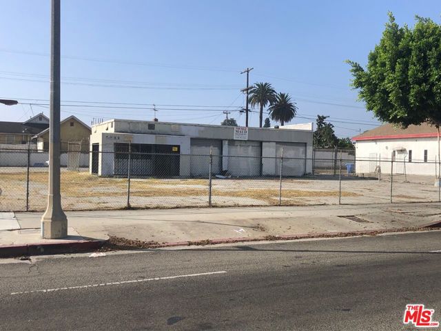 2400 W Florence Ave, Los Angeles, CA 90043