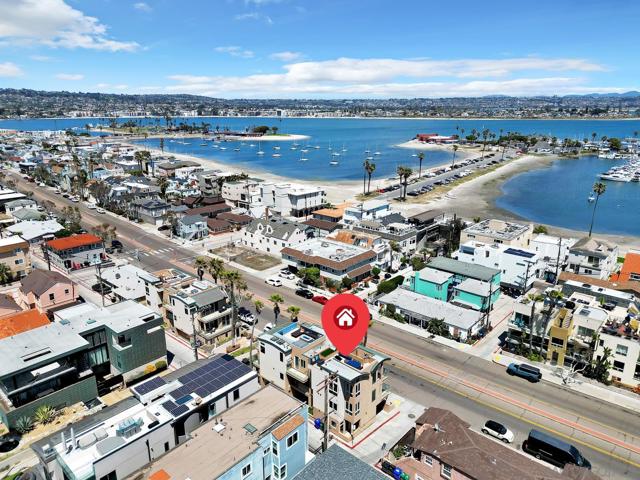719 Manhattan Ct, San Diego CA: https://media.crmls.org/mediaz/7901f59e-ba79-441c-bbcb-5ee7e69be9da.jpg