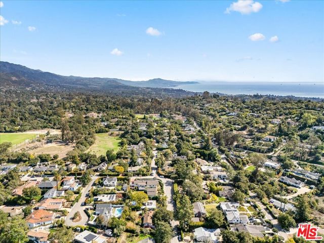 251 Cloydon Circle, Santa Barbara CA: https://media.crmls.org/mediaz/7901fe86-3e1b-49b6-bb92-fecb1a095542.jpg