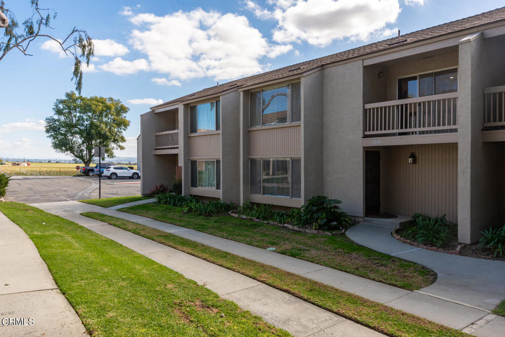 1235 Nilgai Place, Ventura, CA 93003