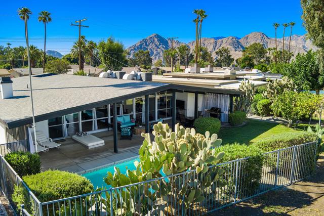 43709 Louisiana Street, Palm Desert CA: https://media.crmls.org/mediaz/7902af3c-692e-43a8-a61e-b882c44574d9.jpg