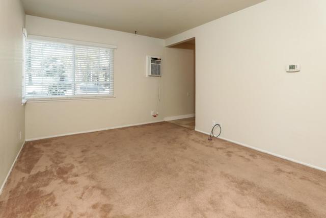 494 Dover Way, Campbell CA: https://media.crmls.org/mediaz/79034e02-d198-455b-97d3-d4ed3c32134b.jpg