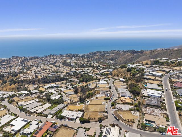 Drew Fenton | 1224 Lachman Lane Pacific Palisades CA | MLS: 7444160 Drew Fenton | 1224 Lachman Lane Pacific Palisades CA | MLS: 7444160