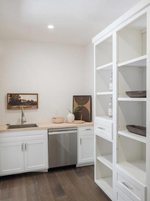 8380 Monterra Views, Monterey CA: https://media.crmls.org/mediaz/790463d3-3b46-4ea3-b202-38fa4884c275.jpg