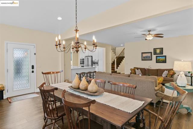 1164 Lexington Way, Livermore CA: https://media.crmls.org/mediaz/7904ec4b-86fd-479c-84bf-9ab08ba4bb85.jpg