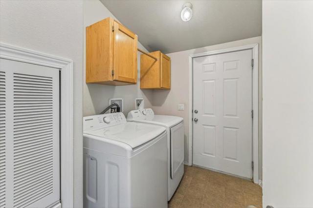 21444 Parrott Ranch Road, Carmel Valley CA: https://media.crmls.org/mediaz/790506e9-118f-408a-b581-95b96201e491.jpg