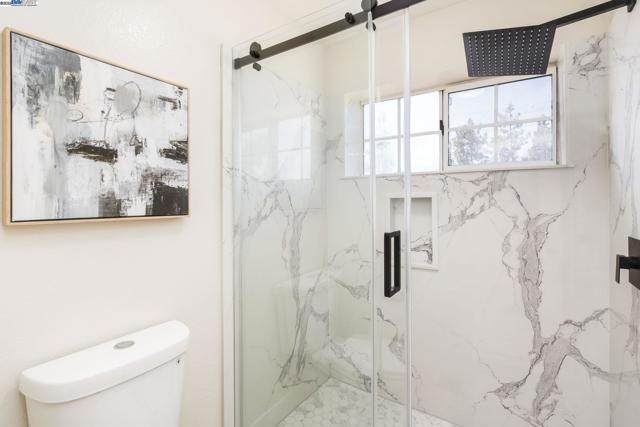 44930 Lynx Dr, Fremont CA: https://media.crmls.org/mediaz/79054591-b3b9-4e30-82dd-0650933a05aa.jpg