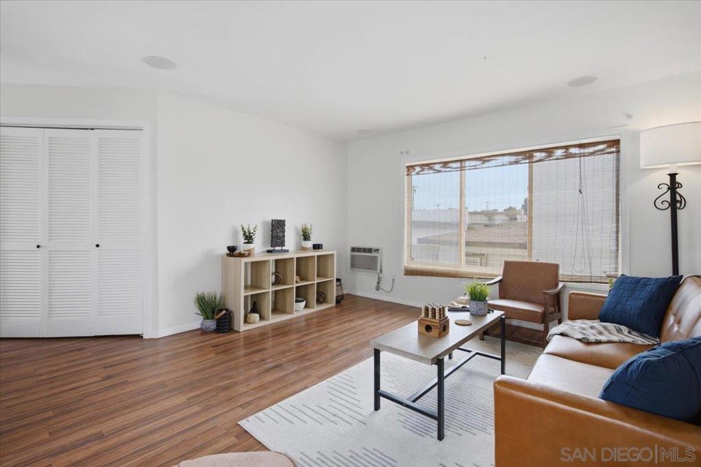 6735 Amherst - photo 12