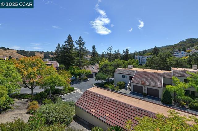 3244 Terra Granada Dr, Walnut Creek CA: https://media.crmls.org/mediaz/7905c30a-f5e2-4249-857e-561516cf980f.jpg