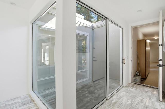 3895 Fair Oaks Boulevard, Sacramento CA: https://media.crmls.org/mediaz/7907055b-d752-43c6-a6df-b25894738816.jpg