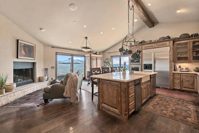 19375 Montevina Road, Los Gatos CA: https://media.crmls.org/mediaz/79072a3d-2bb4-4fbb-9d78-ed355bacd762.jpg