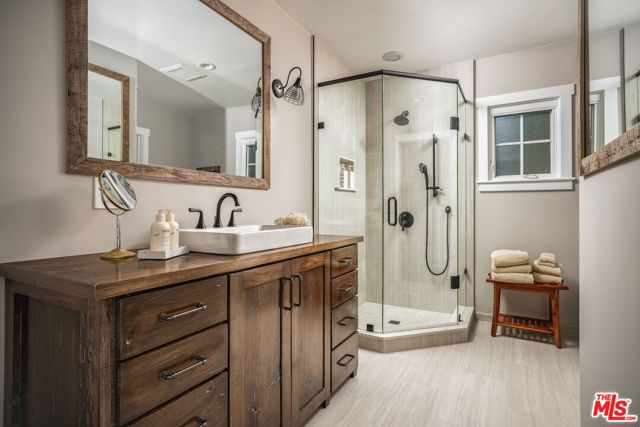 2775 Sycamore Canyon Road, Santa Barbara CA: https://media.crmls.org/mediaz/7907ede4-e527-498f-87b8-baa808f38145.jpg