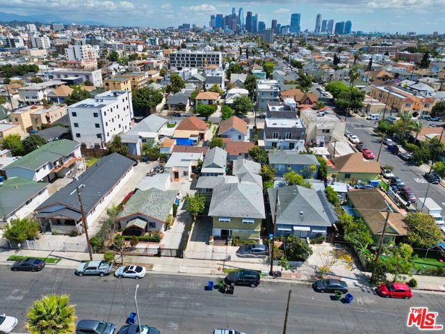 1144 S Kingsley Drive, Los Angeles CA: https://media.crmls.org/mediaz/79090747-3985-472d-a03a-44e263a607dc.jpg