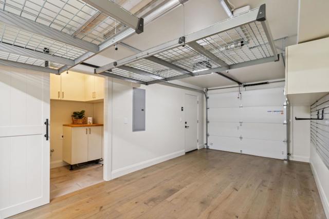 237 21st Avenue, Santa Cruz CA: https://media.crmls.org/mediaz/790928ff-9768-43f3-a300-1f6c53e8bac2.jpg