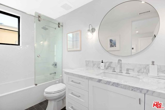 4106 River Avenue, Newport Beach CA: https://media.crmls.org/mediaz/7909451d-918e-4dc2-aed8-b59ddab37c88.jpg