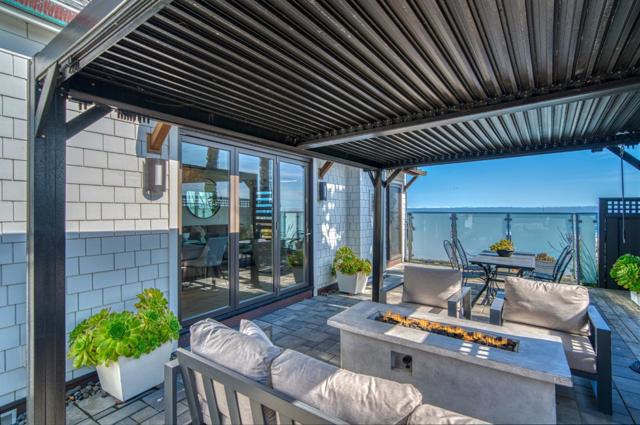 2601 E Cliff, Santa Cruz CA: https://media.crmls.org/mediaz/790a40a4-794b-4e4d-b1af-f628c00a9a87.jpg