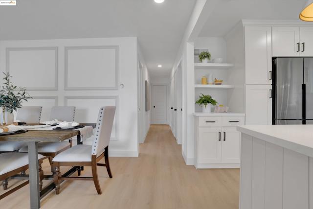 946 Notre Dame Ave, Concord CA: https://media.crmls.org/mediaz/790c115c-c49b-430e-9a50-3af9b27f7b1a.jpg