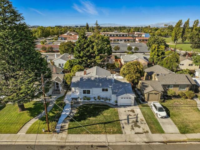 241 E Taylor, Sunnyvale CA: https://media.crmls.org/mediaz/790c3e5c-3352-4861-9504-9bb6b038be62.jpg