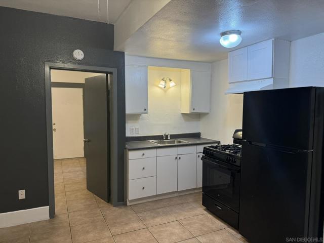 Image 21 of 44 For 204 2nd Avenue