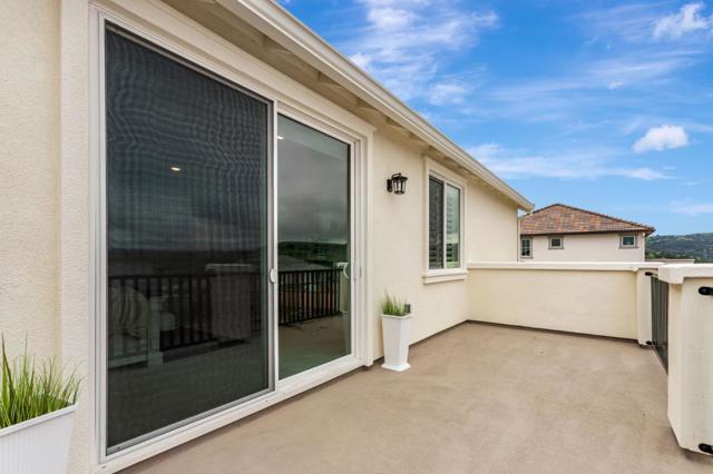 172 Vienna Way, Hollister CA: https://media.crmls.org/mediaz/7910d45f-2115-4163-a875-e04f9a6cfa52.jpg