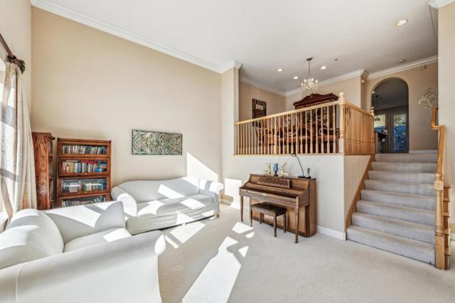 36 Pointe View Place, South San Francisco CA: https://media.crmls.org/mediaz/7911525c-8dbe-4609-84f1-1e65a1523047.jpg