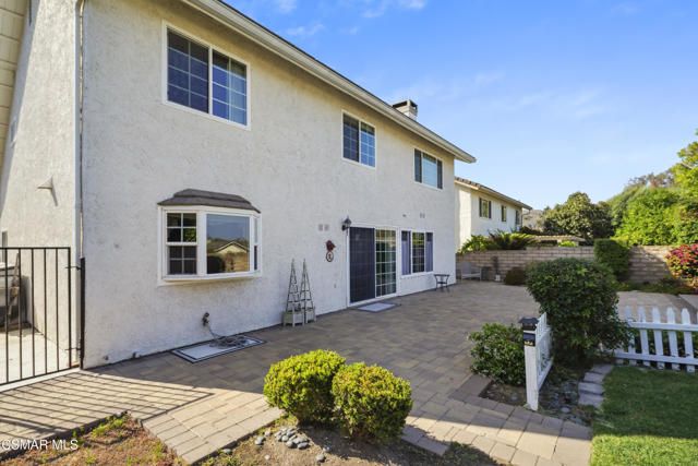 744 Calle Las Colinas, Newbury Park CA: https://media.crmls.org/mediaz/791170b9-25a6-4764-9264-734764c55a04.jpg