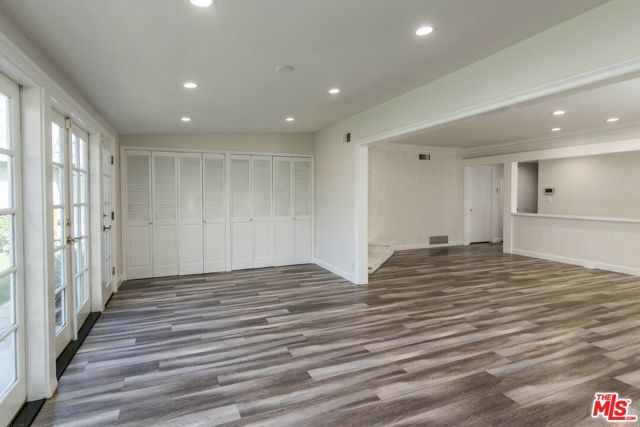5332 Goodland Avenue, Valley Village CA: https://media.crmls.org/mediaz/79128bd4-27d9-4b05-a0e6-4deca567d138.jpg