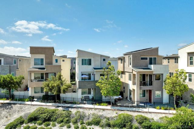 2056 Callisto Terrace, Chula Vista CA: https://media.crmls.org/mediaz/7913300f-b113-41c3-aeb7-b8ae9135021e.jpg