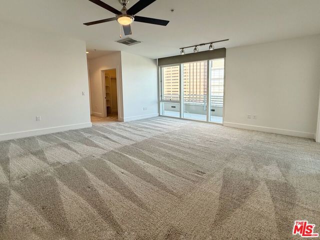 717 W Olympic Boulevard, Los Angeles CA: https://media.crmls.org/mediaz/79137263-e816-4fe8-a55d-cb9779eb48ef.jpg