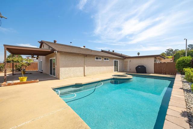 Detail Gallery Image 25 of 28 For 1010 Ellen Ln, El Cajon,  CA 92019 - 4 Beds | 2 Baths