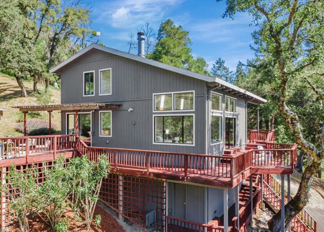 805 Old Mill Pond Road, Los Gatos CA: https://media.crmls.org/mediaz/79146e3f-165c-4489-84a4-b231e600e26f.jpg