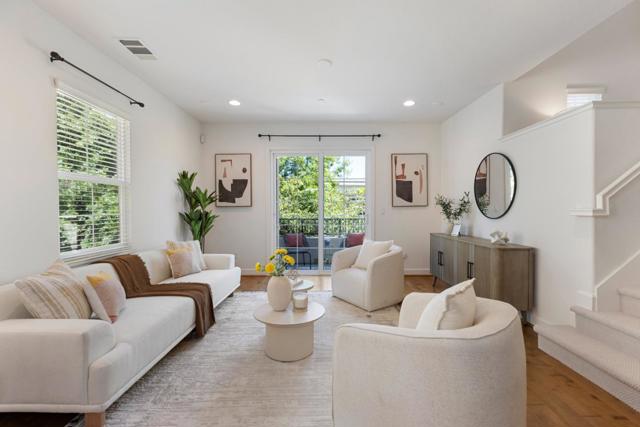 211 Okeefe Way, Mountain View CA: https://media.crmls.org/mediaz/791482c6-787d-4345-9fc9-d99c7d6fe448.jpg