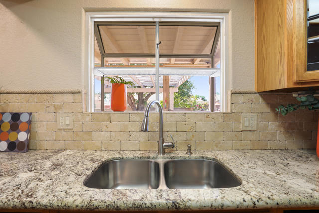 9391 Brookline Avenue, Desert Hot Springs CA: https://media.crmls.org/mediaz/7914875b-b546-44f5-994e-9a93ca9151f1.jpg