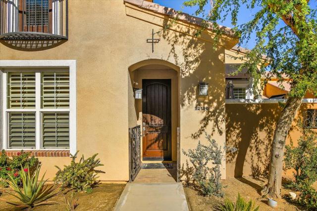 52190 Desert Spoon Court, La Quinta CA: https://media.crmls.org/mediaz/791603fd-7e95-4c28-87f6-d1ec9fb037c4.jpg