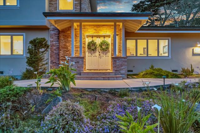 1037 Shell Avenue, Pacific Grove CA: https://media.crmls.org/mediaz/79165d87-bb6c-433c-98e8-02fd2847f356.jpg