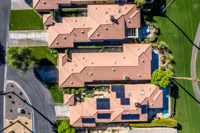 29555 Sandy Court, Cathedral City CA: https://media.crmls.org/mediaz/7916f8be-fb6e-4ebf-8399-a32057c7356b.jpg