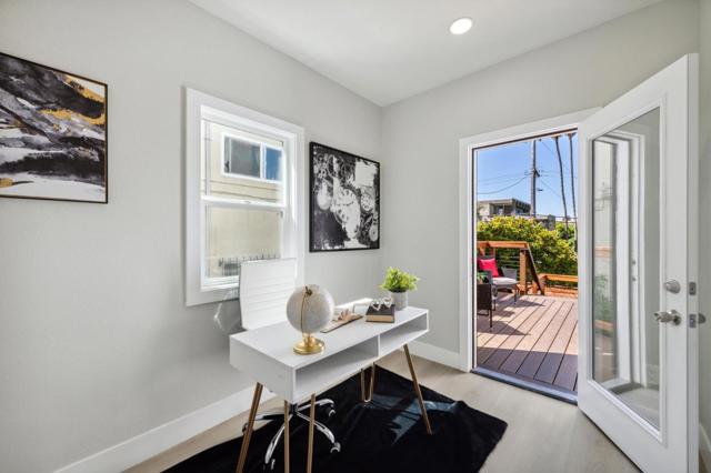 252 Euclid Avenue, Oakland CA: https://media.crmls.org/mediaz/7918375e-34e0-41a6-8b52-c238e0b7d15f.jpg