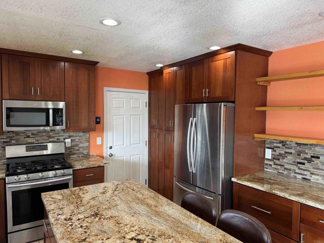 4606 Ocean View Boulevard, San Diego CA: https://media.crmls.org/mediaz/7918ecb4-688b-42da-809e-9a22db497141.jpg