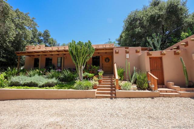 1511 Alpine Terrace Rd, Alpine CA: https://media.crmls.org/mediaz/791913e2-7880-4d57-98d8-ce0fdb91947d.jpg