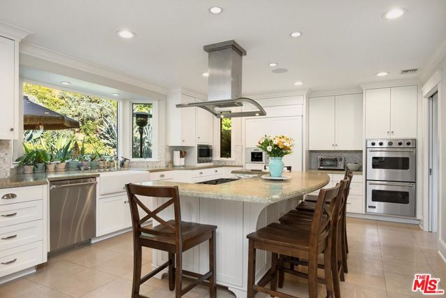13481 Bayliss Road, Los Angeles CA: https://media.crmls.org/mediaz/79195f77-a13c-4437-a3d6-1e8dcf165b3e.jpg